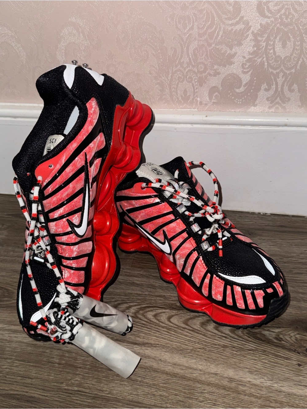 Nike  Shok TL SP 3 
Ricardo Tisci Habanero Red